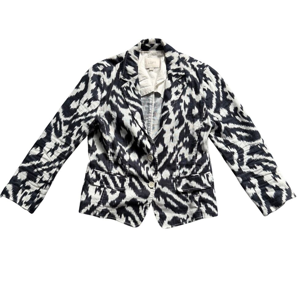 LOFT Blue White Ikat Print Blazer Size 8 Lightweight Jacket Career Casual Work - Picture 2 of 10